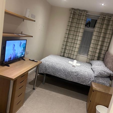 Seaford Guest House Pri Stoke-on-Trent Экстерьер фото
