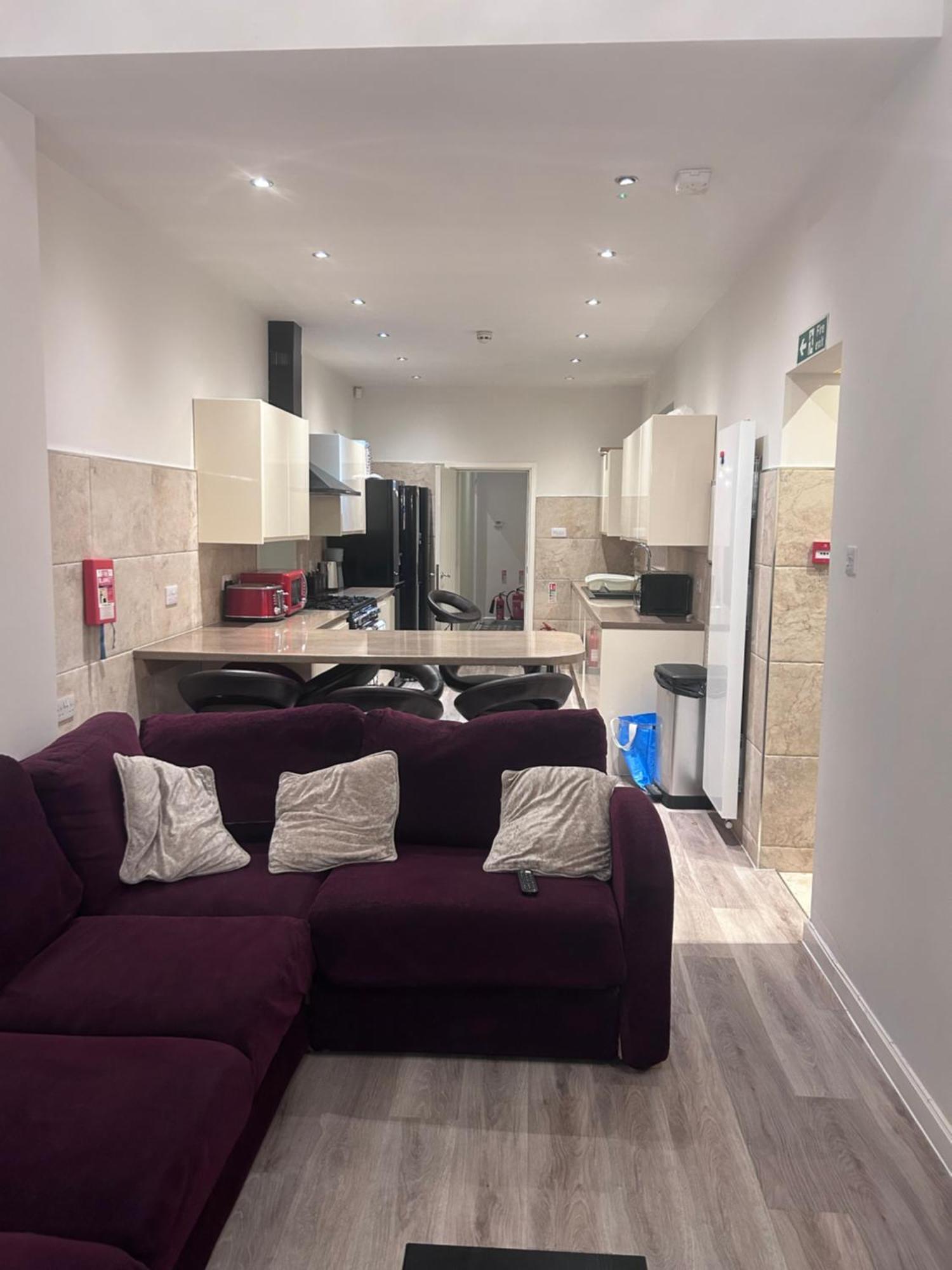 Seaford Guest House Pri Stoke-on-Trent Экстерьер фото