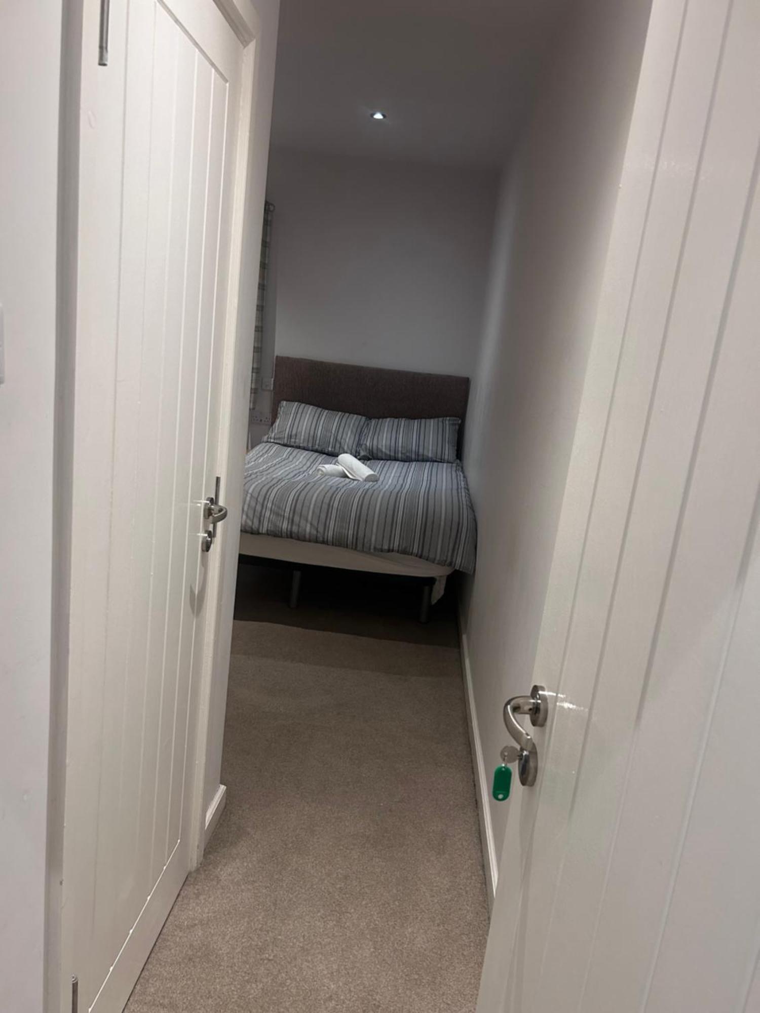 Seaford Guest House Pri Stoke-on-Trent Экстерьер фото