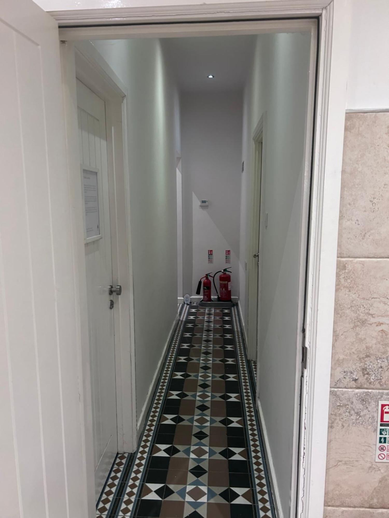 Seaford Guest House Pri Stoke-on-Trent Экстерьер фото